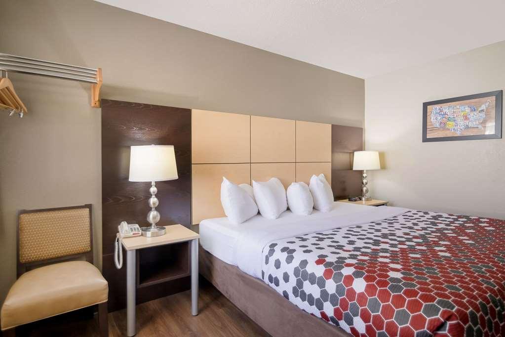 Econo Lodge Grand Forks Quarto foto